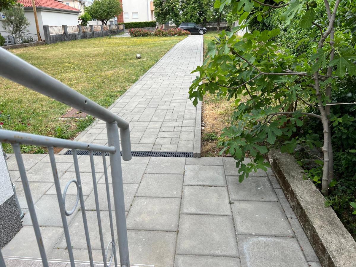 Doneto, Apartment In Private House Rijeka Exterior photo